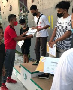 Tumbuhkan Semangat Kompetisi, FPTI Kutim dan EBCC Gelar Simulasi I Panjat Tebing Kutai Timur