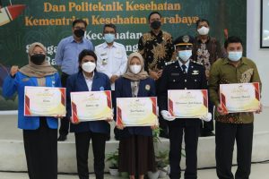 KPC Kembali Berikan Beasiswa Masyarakat Kutim