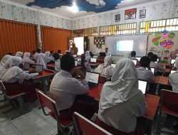 SDN 018 Tenggarong Makin Canggih dengan Chrome Book