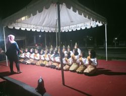 Tari Aceh dan Kalimantan dari Siswa SDN 004 Tenggarong Warnai Hari Guru Nasional