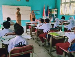 Guru SDN 005 Tenggarong Selamatkan Bahasa Kutai dari Kepunahan