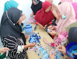 Desa Sungai Meriam Gandeng TP PKK untuk Edukasi Kelola Sampah