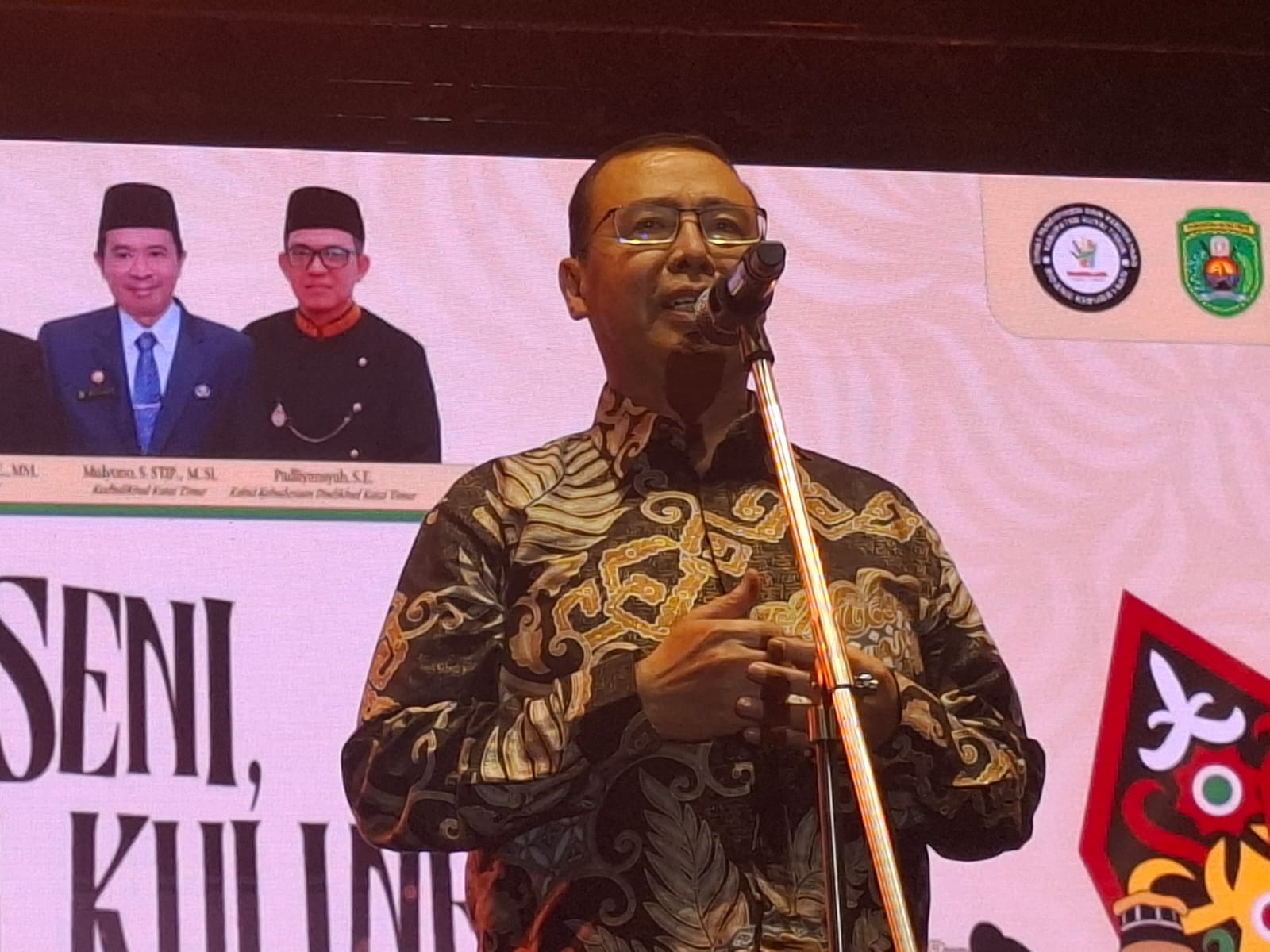 Asisten 1 Resmi Buka Festival Seni dan Budaya Kutim