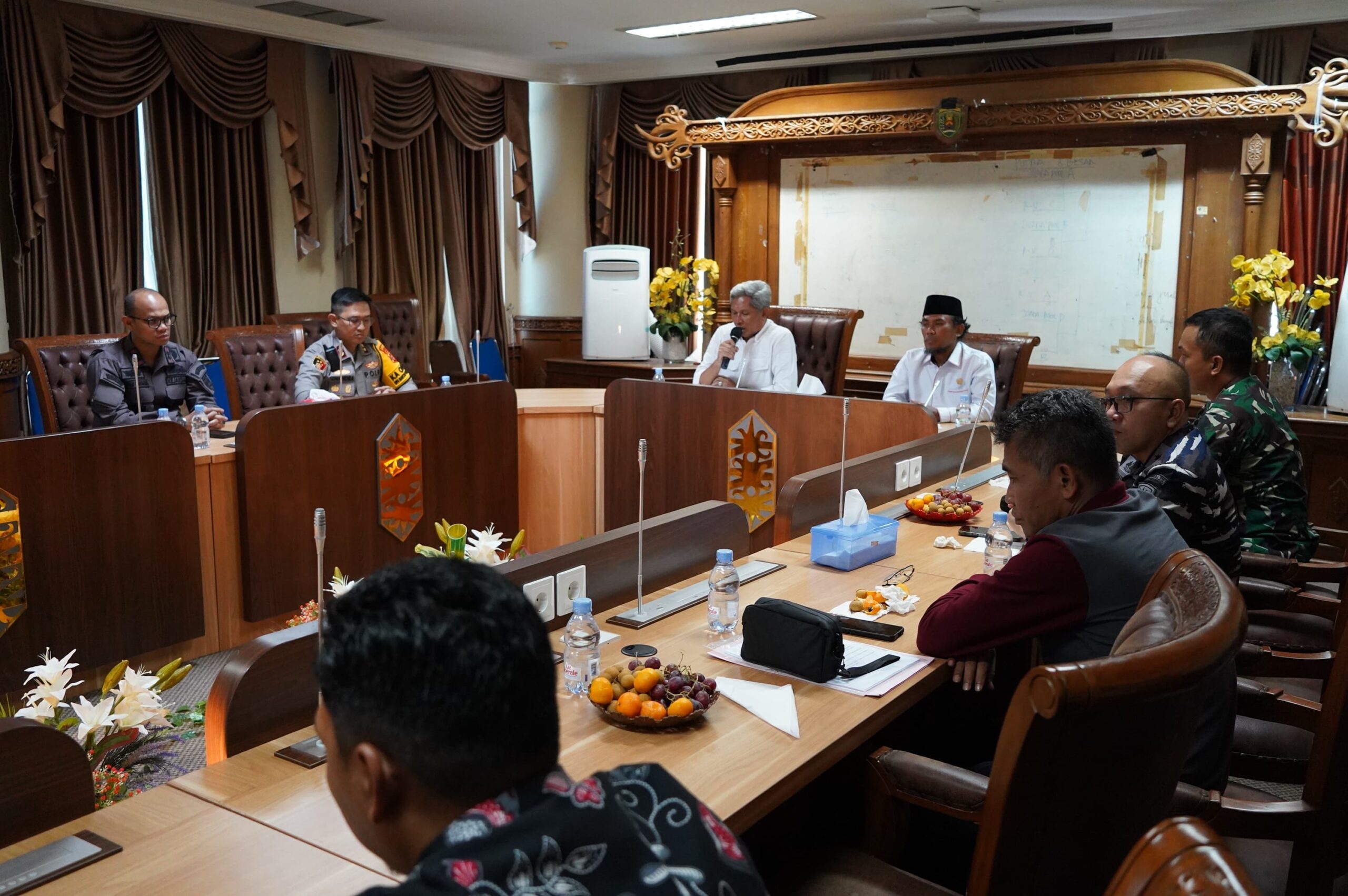 Rapat Virtual Dengan PJ Gubernur, Sekda Laporkan Perkembangan Pilkada Kutim