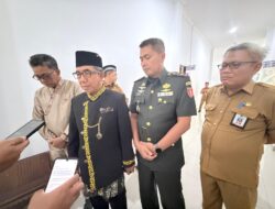 Semarak Seni Peringatan Hari Guru: 100 Penari dan Marcing Band Tutup HGN Kutim 2025